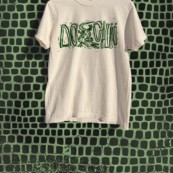 Doechii Alligator T-Shirt Swamp Princess Streetwear, Rap Hip Hop Graphic T-Shirt - Picture 3 of 3